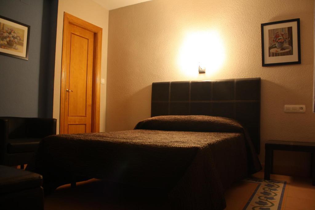 גרנדה Hostal Sevilla חדר תמונה
