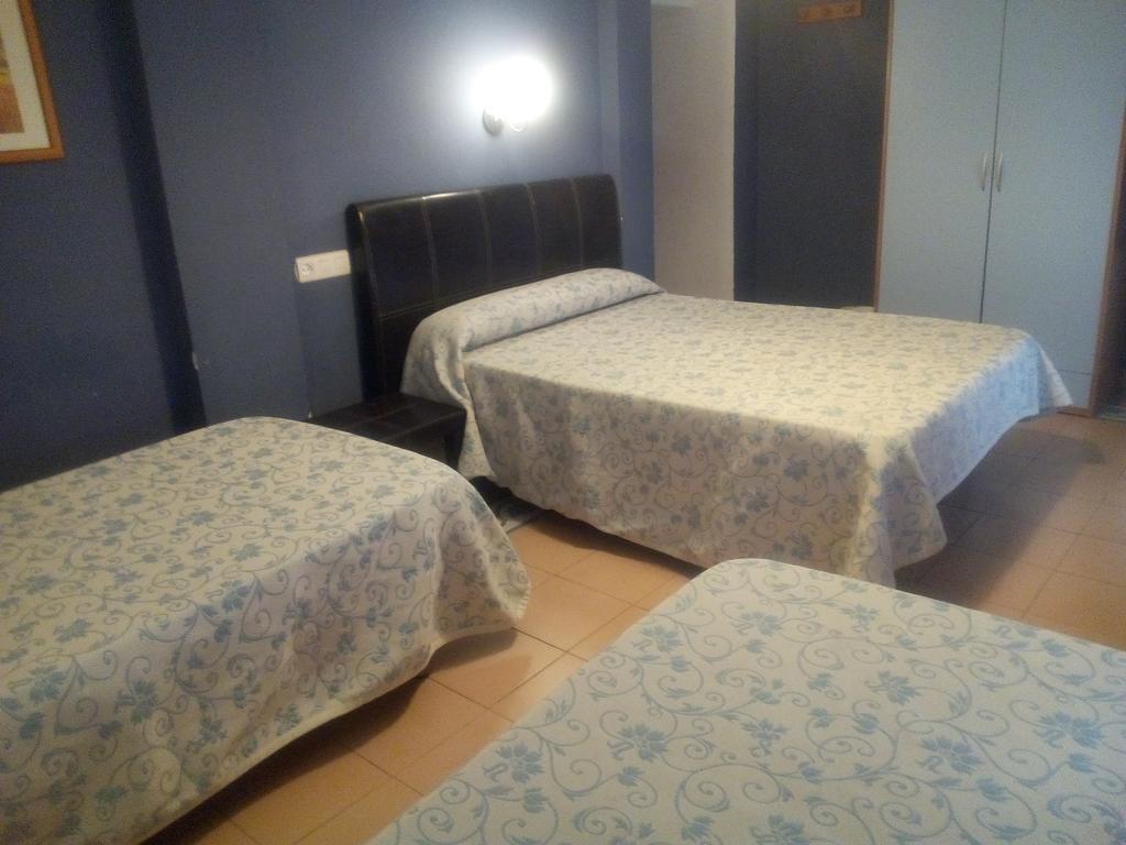 גרנדה Hostal Sevilla מראה חיצוני תמונה