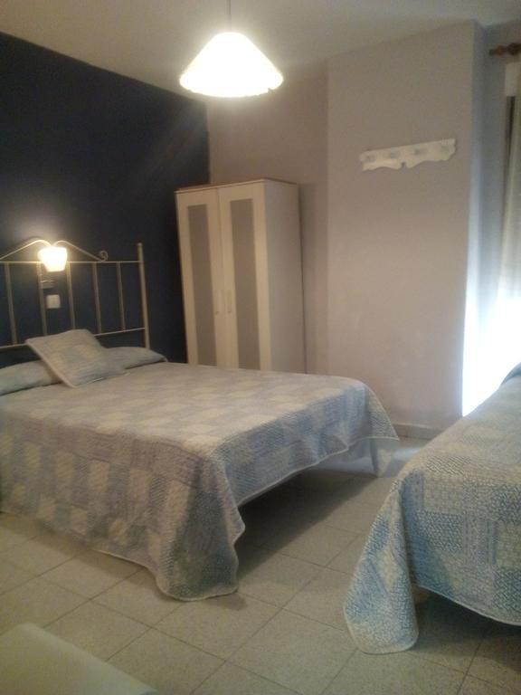 גרנדה Hostal Sevilla מראה חיצוני תמונה