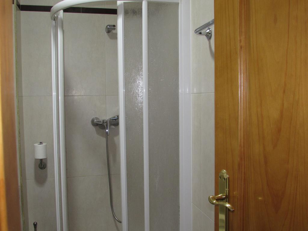 גרנדה Hostal Sevilla מראה חיצוני תמונה